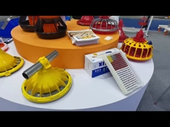 Γραμμή σίτισης κοτόπουλου 50-100 κοτόπουλα/ακρίβεια ώρας ±2g για τη διατροφή πουλερικών