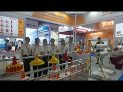 Γραμμή σίτισης κοτόπουλου 50-100 κοτόπουλα/ακρίβεια ώρας ±2g για τη διατροφή πουλερικών